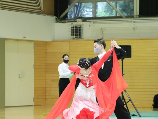 【競技ダンス部】中部モダン戦で本多大地・宮永安珠組が6位入賞！